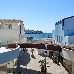 ** Aparthotel Marina Salivoli Italië